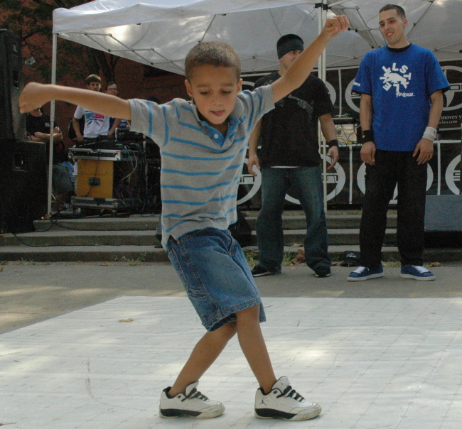 City Xpressions 2008 Cleveland bboy boy dancing 2 City Xpressions 2008 Cleveland bboy boy dancing 2