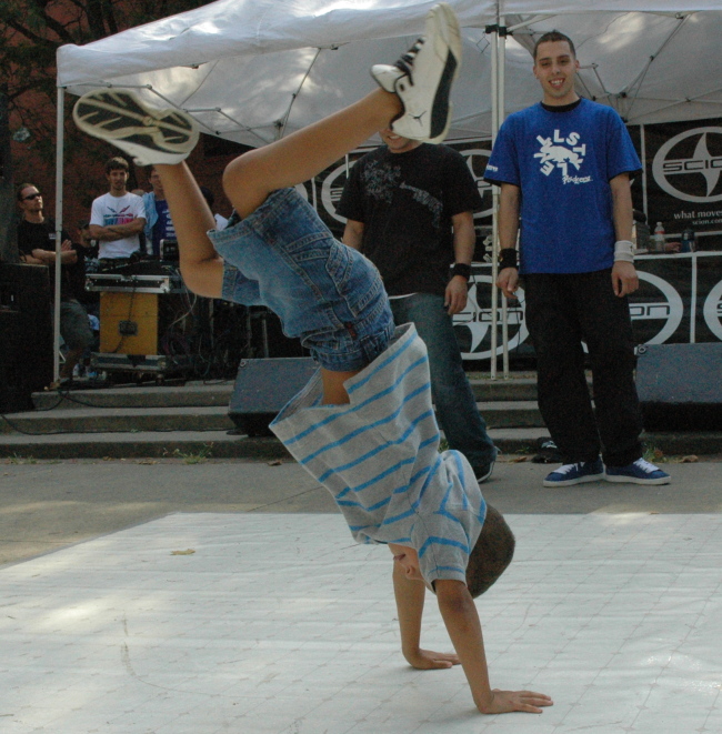 City Xpressions bboy boy dancing 4 City Xpressions bboy boy dancing 4